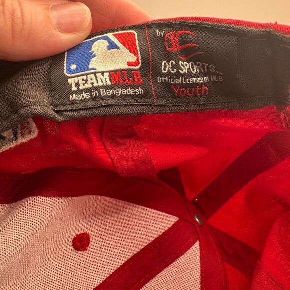 Cincinnati Reds Baseball Cap with Logo - Picture 5 of 5